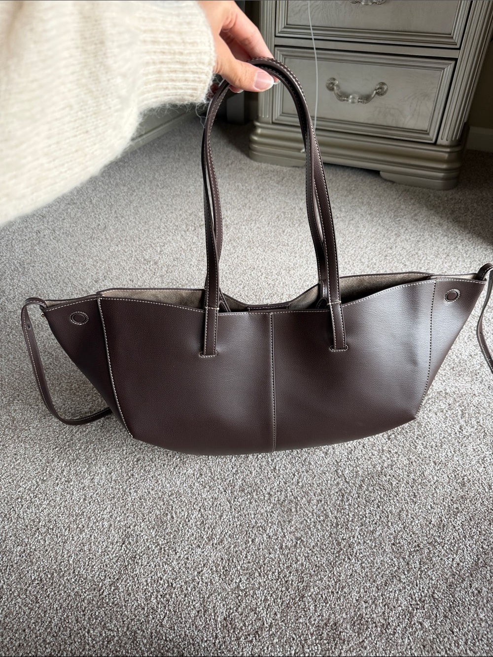 Classic Brown Tote Bag - Elegant Everyday Shoulder Bag